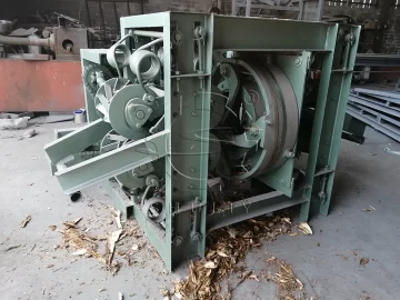 máquina de descascar madeira